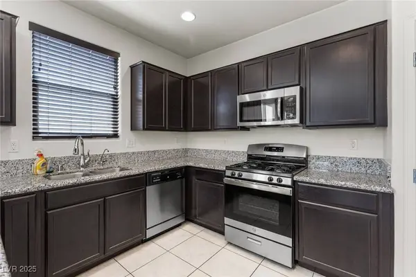 1817 Cosmo Star AVE, North Las Vegas, NV 89081