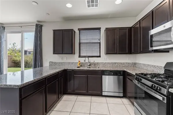 1817 Cosmo Star AVE, North Las Vegas, NV 89081