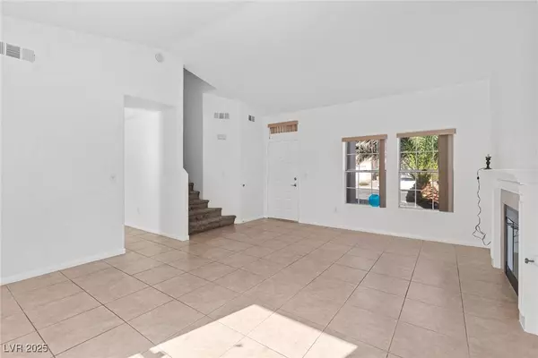 3448 Oberon LN, North Las Vegas, NV 89032