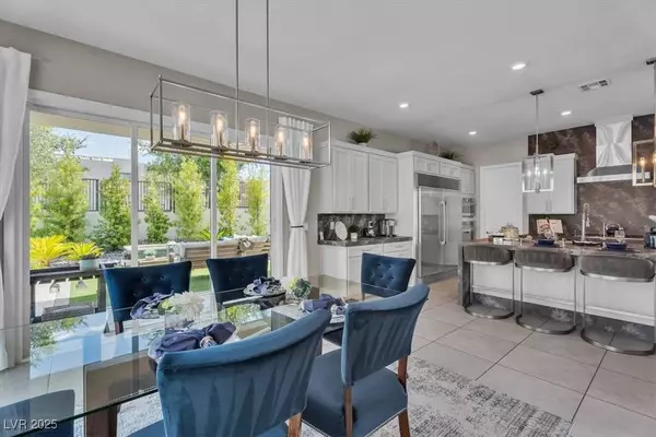 10325 Jade Point DR, Las Vegas, NV 89135