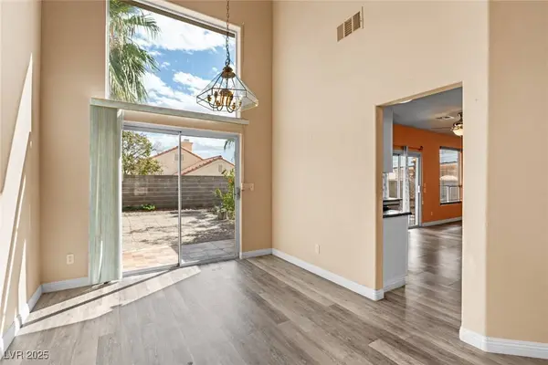 3862 Willowview CT, Las Vegas, NV 89147
