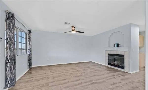 1851 Hillpointe RD #123, Henderson, NV 89074