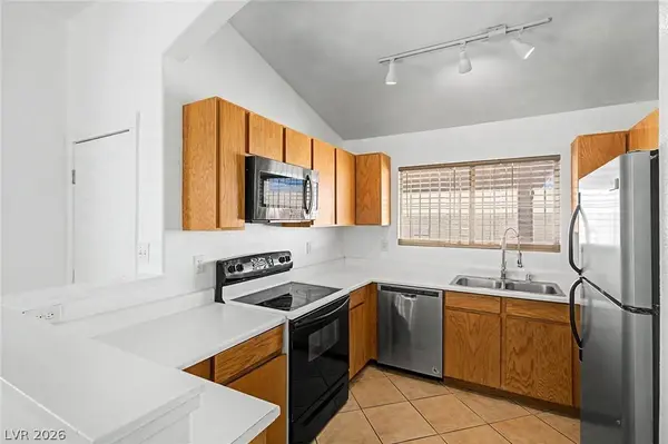 1825 Wild Jan DR, Las Vegas, NV 89106