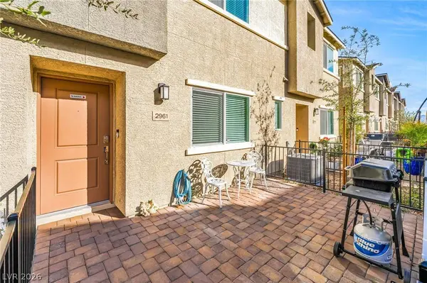 2961 Starwhite ST, Las Vegas, NV 89122