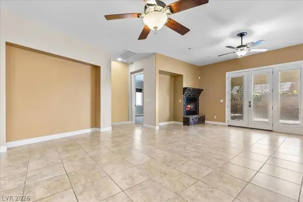 1011 Via Calderia PL, Henderson, NV 89011
