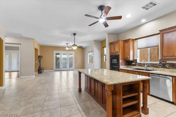1011 Via Calderia PL, Henderson, NV 89011