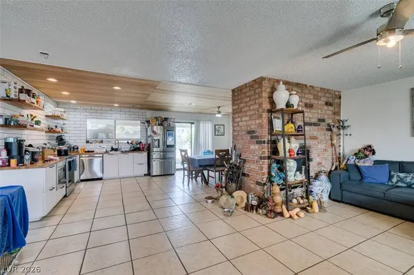 1709 Shadow Mountain PL, Las Vegas, NV 89108