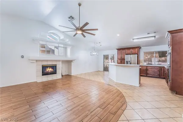 1554 Mount Hood ST, Las Vegas, NV 89110