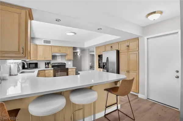 4401 Parkchester CIR, Las Vegas, NV 89108