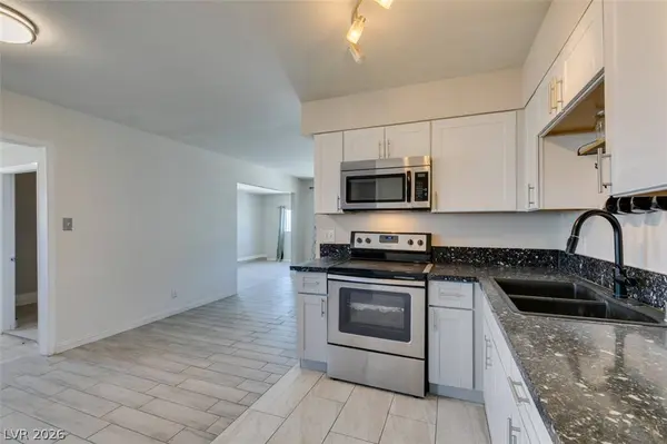 2737 Englestad ST, North Las Vegas, NV 89030