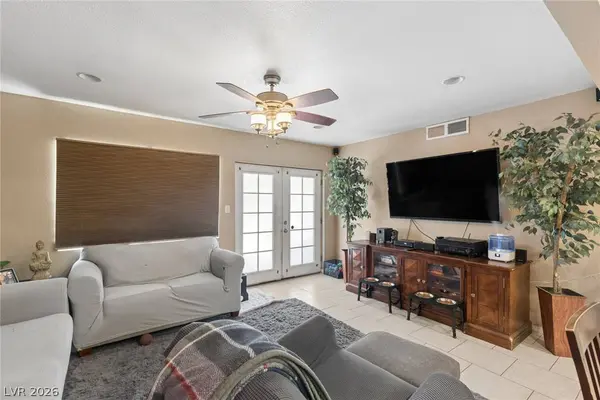 1305 N Mojave RD, Las Vegas, NV 89101
