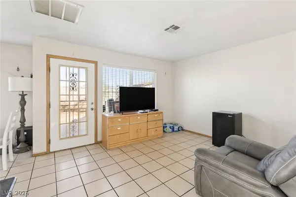 4166 Tolkien AVE, Las Vegas, NV 89115