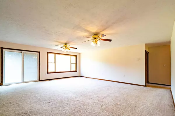 5506 County Road 9100, West Plains, MO 65775