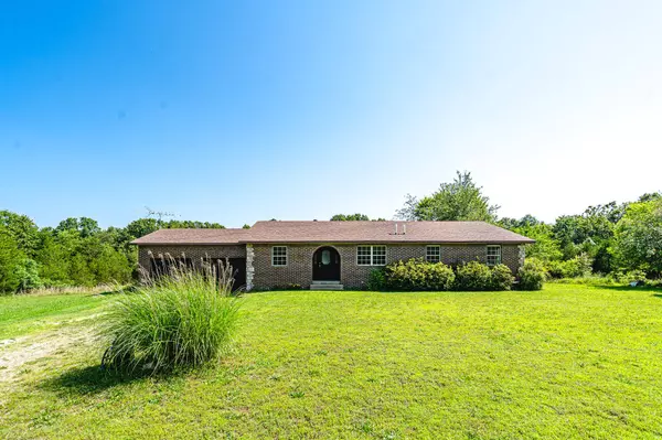 5506 County Road 9100, West Plains, MO 65775