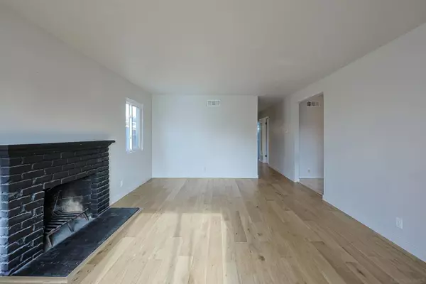 820 Daisy St, Escondido, CA 92027