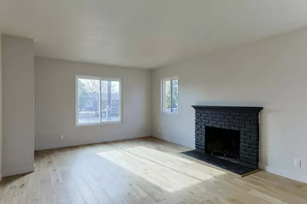 820 Daisy St, Escondido, CA 92027