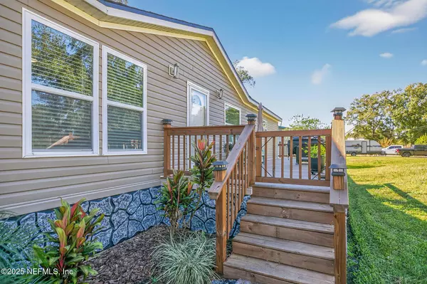 120 BRICKYARD RD, Middleburg, FL 32068