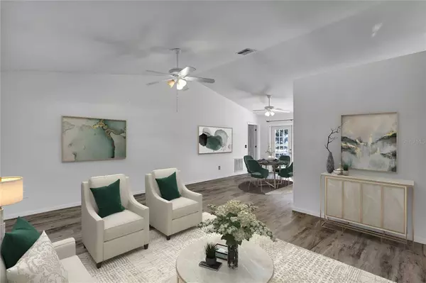 1134 E 10TH AVE, Mount Dora, FL 32757