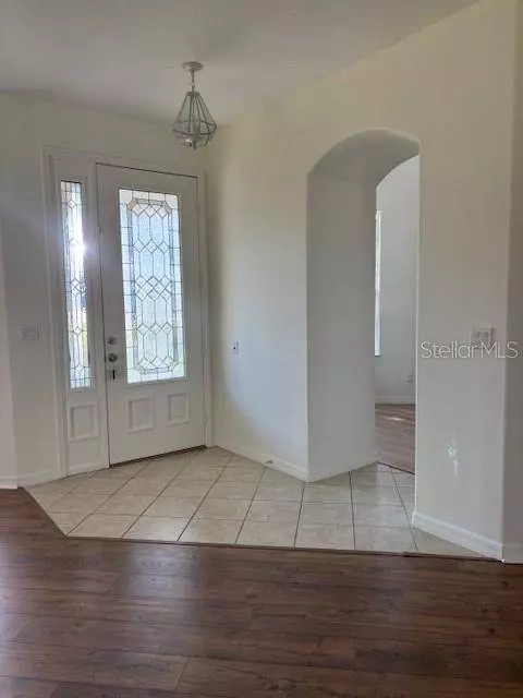 5054 PORTSMOUTH ST, Tavares, FL 32778