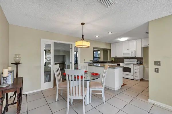 2329 NORTH AVE, Leesburg, FL 34748