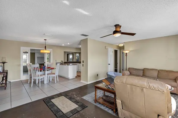 2329 NORTH AVE, Leesburg, FL 34748