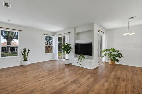 5054 PORTSMOUTH ST, Tavares, FL 32778