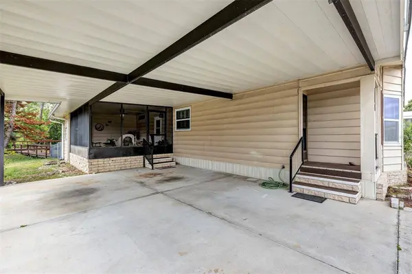 3033 MYAKKA RIVER RD, Tavares, FL 32778