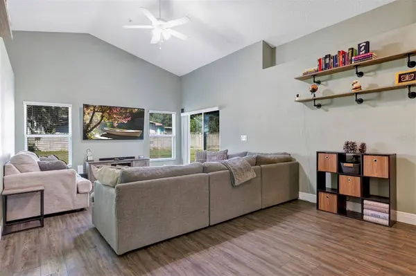 1520 BAYWOOD VILLAGE CT, Mount Dora, FL 32757