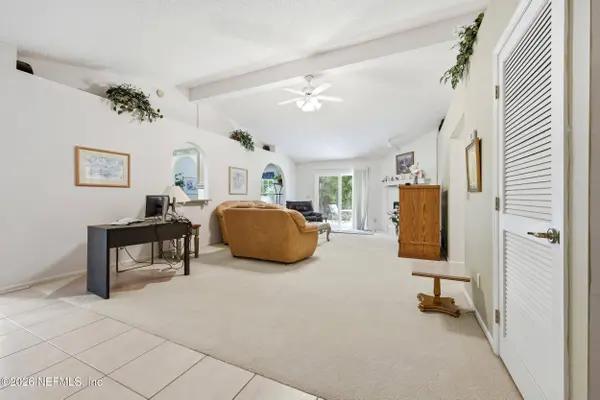 5427 BLUE PACIFIC DR, Jacksonville, FL 32257