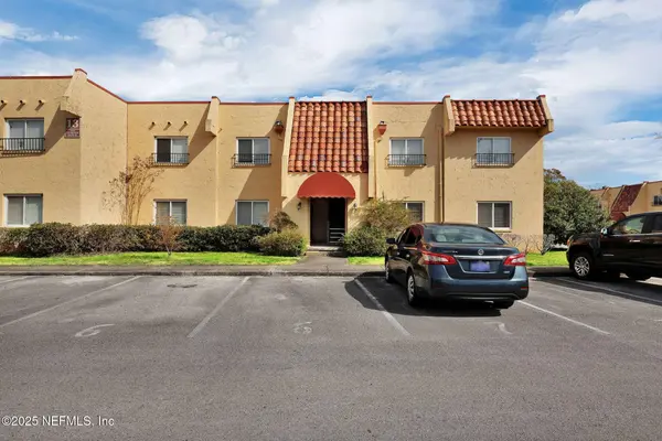 6619 LA MIRADA DR W #7, Jacksonville, FL 32217