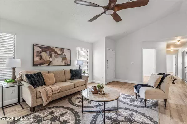 3824 MILLPOINT DR, Jacksonville, FL 32257