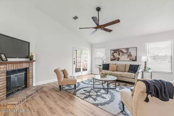 3824 MILLPOINT DR, Jacksonville, FL 32257