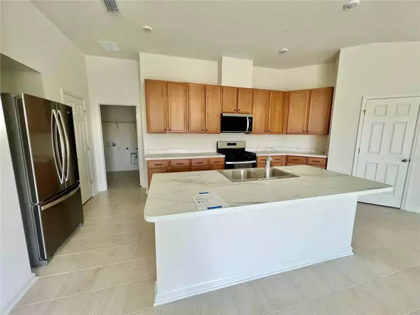 60 SW WAVERLY LN, Palm Coast, FL 32164