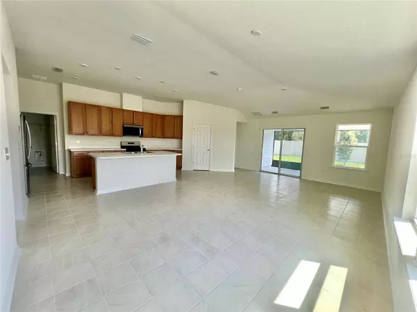 60 SW WAVERLY LN, Palm Coast, FL 32164