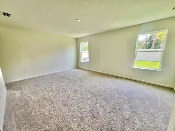 60 SW WAVERLY LN, Palm Coast, FL 32164