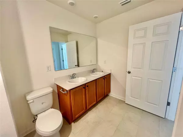 60 SW WAVERLY LN, Palm Coast, FL 32164