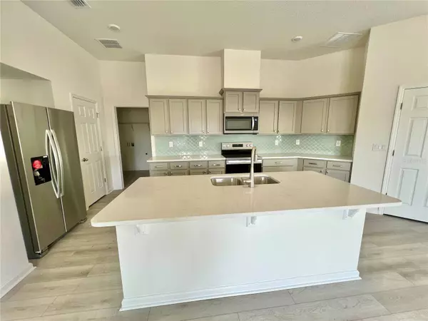 96 WAVERLY LN, Palm Coast, FL 32164