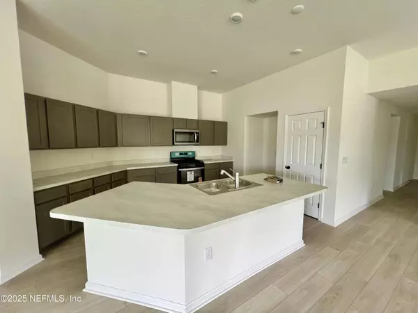 11112 SPRING MEADOW RD, Jacksonville, FL 32222