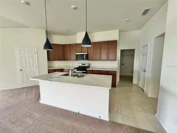 123 WAVERLY LN, Palm Coast, FL 32164