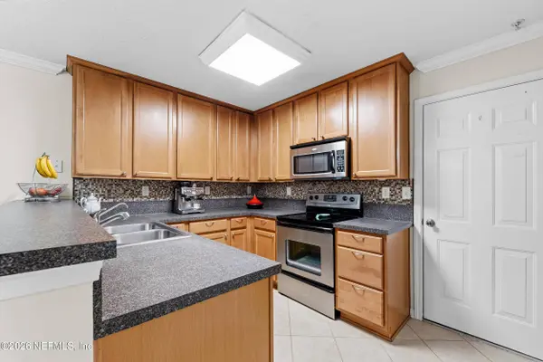 860 S BLACK CHERRY DR, St. Johns, FL 32259