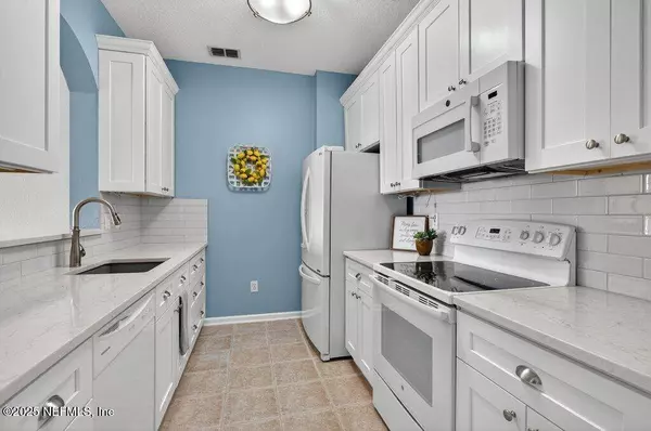 7801 POINT MEADOWS DR #4408, Jacksonville, FL 32256