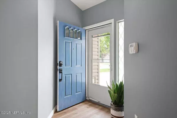 2892 ROCKFORD FALLS DR N, Jacksonville, FL 32224