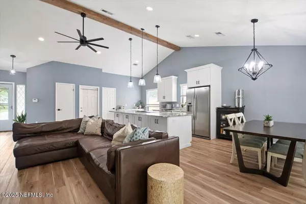 2892 ROCKFORD FALLS DR N, Jacksonville, FL 32224