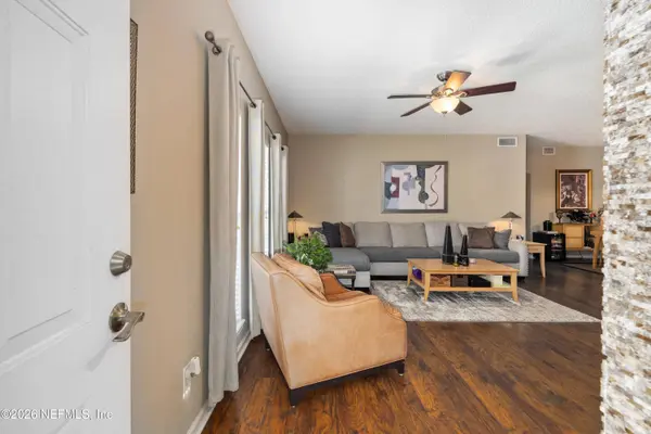 111 JARDIN DE MER PL #111, Jacksonville Beach, FL 32250