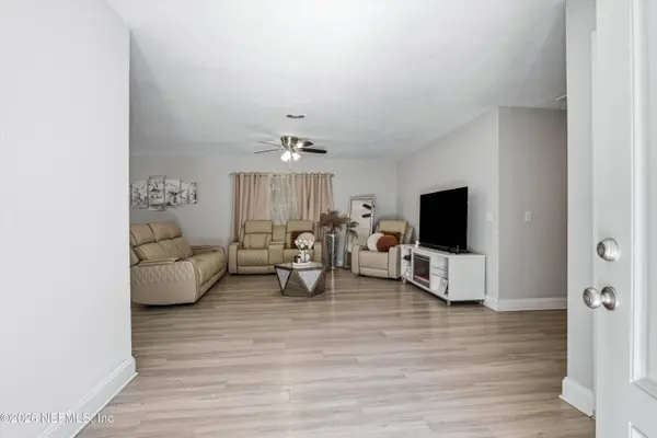 6502 BARNES RD S, Jacksonville, FL 32216