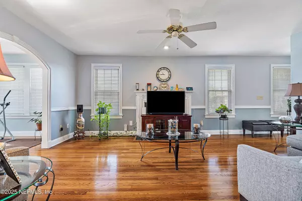 1233/1235 BELMONT TER, Jacksonville, FL 32207