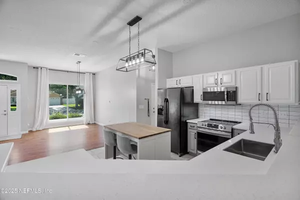 429 N BRIDGESTONE AVE, St. Johns, FL 32259