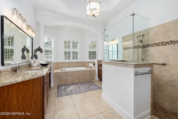 835 E DORCHESTER DR, St. Johns, FL 32259