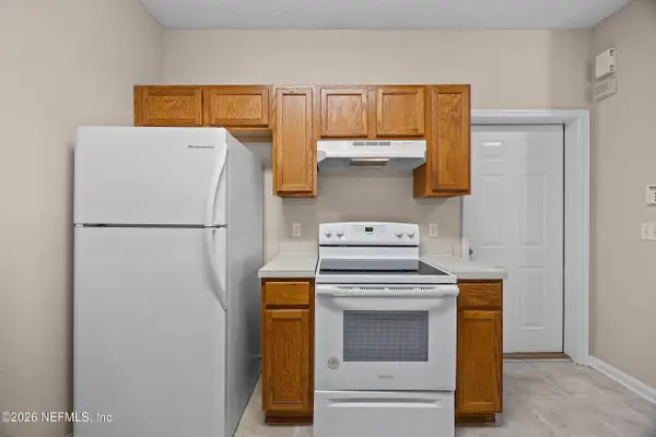 829 SOUTHERN CREEK LN, St. Johns, FL 32259