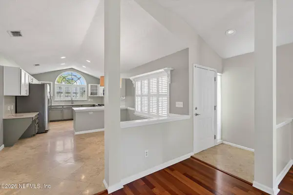 960 THEODORE AVE, Jacksonville Beach, FL 32250